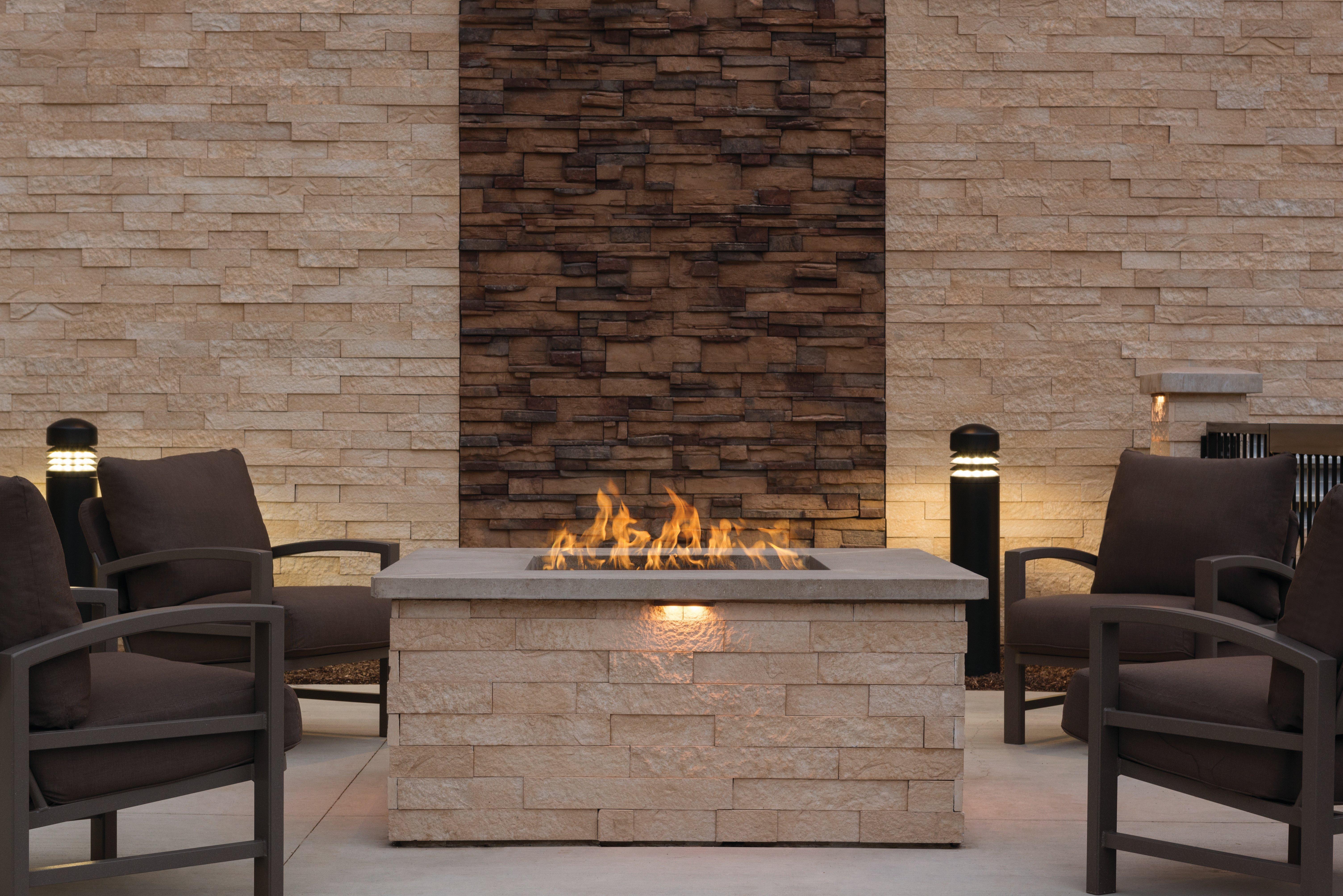 Holiday Inn Chicago Schaumburg By Ihg Exterior photo